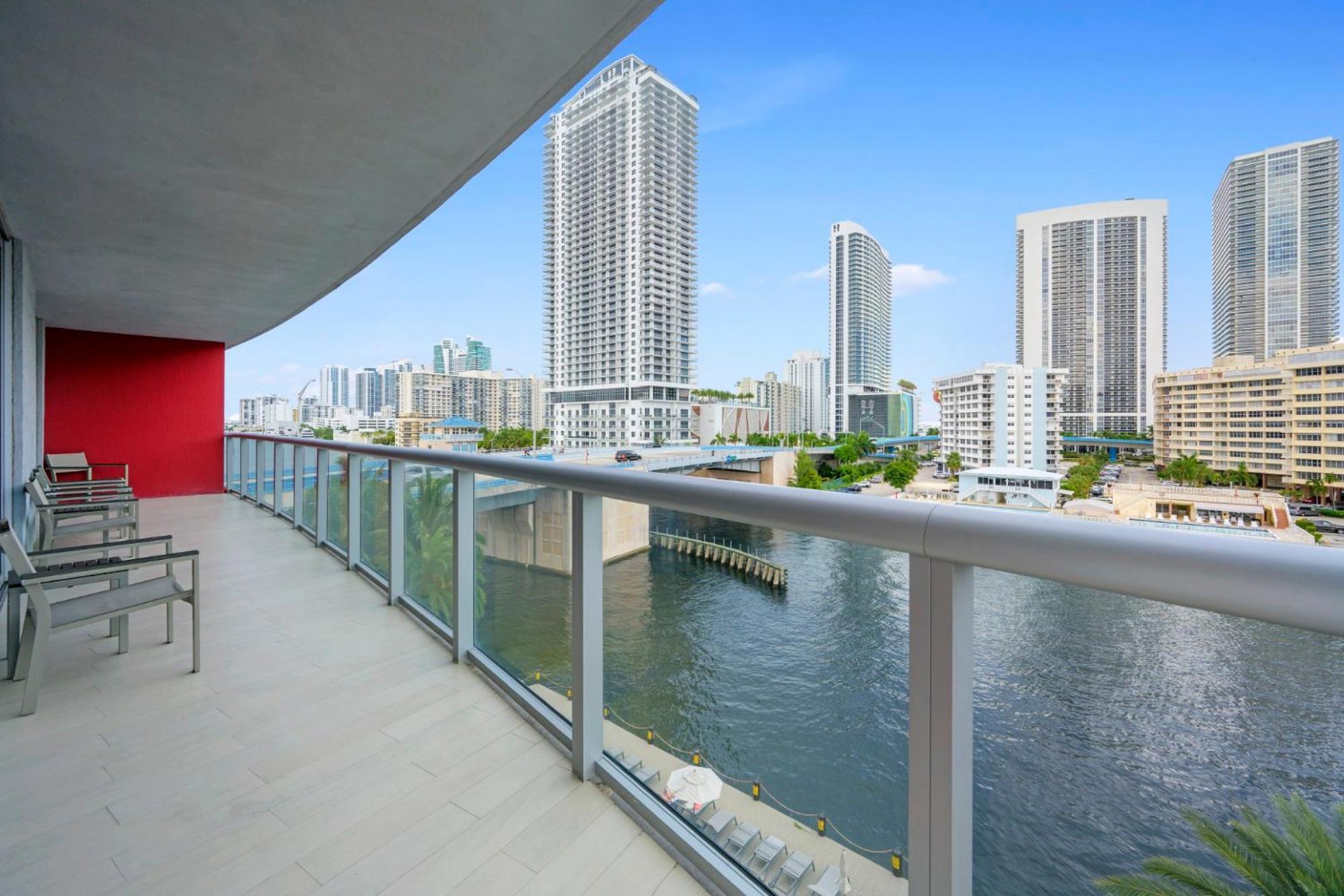 Hallandale Sky Water View Халландейл-Бич Экстерьер фото